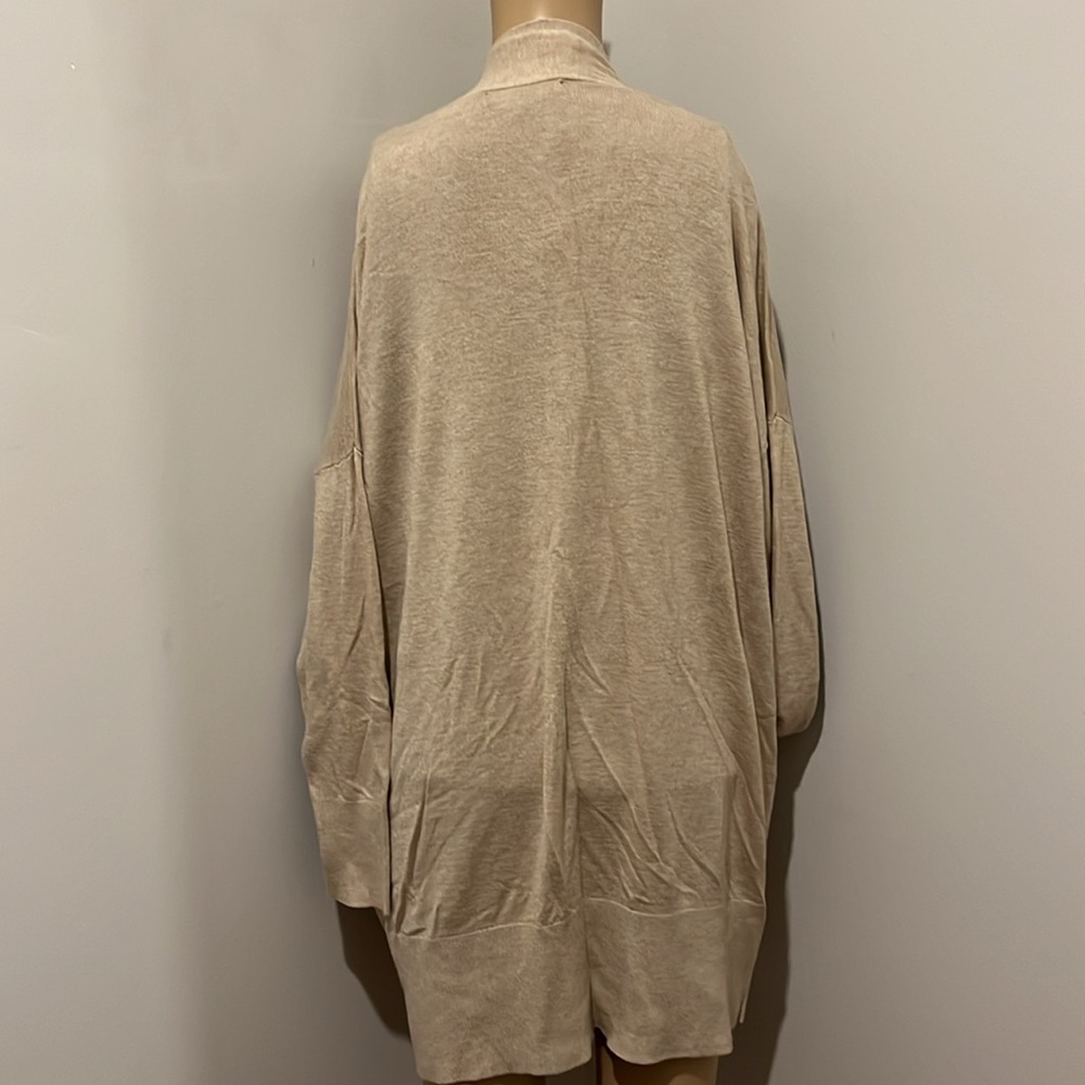 Cardigan - Picture 4 of 4